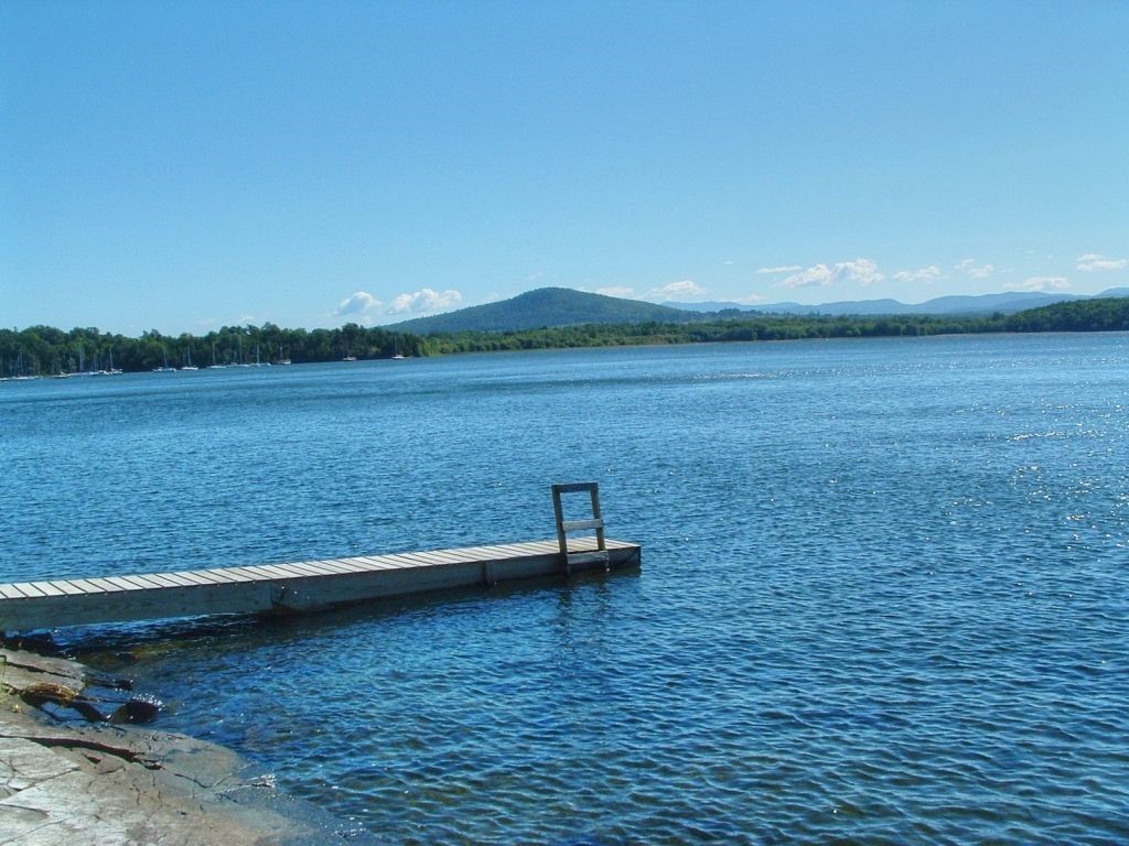 890 Flat Rock Road Charlotte, VT 05445 - Photo 5 of 35 Gallery Image 5
