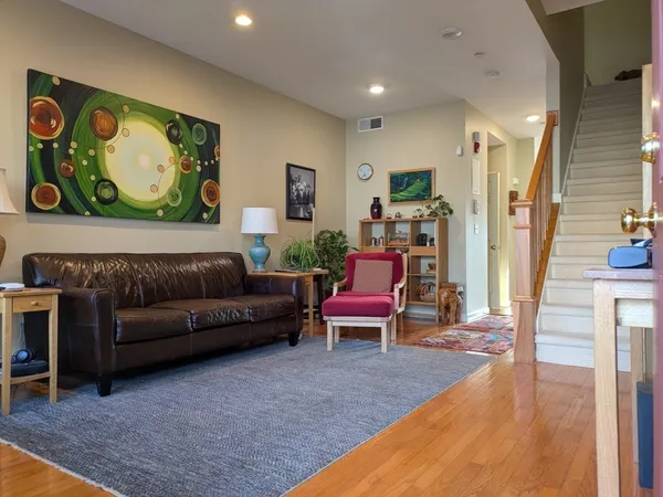 $3,475 | 183 Bucknam Street, Everett, MA 02149