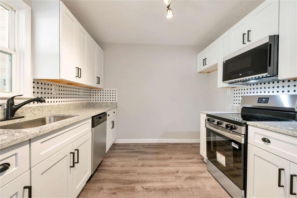 726 Peachtree Road Jefferson, GA 30549 - Photo 14 of 48