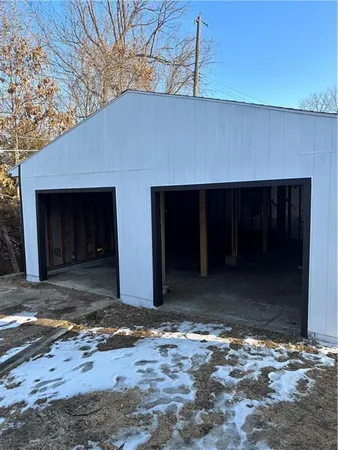 $309,500 | 3910 Sewell Avenue, Kansas City, KS 66104