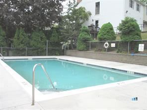 25 Padanaram Road, Unit 76 Danbury, CT 06811 - Photo 11 of 12