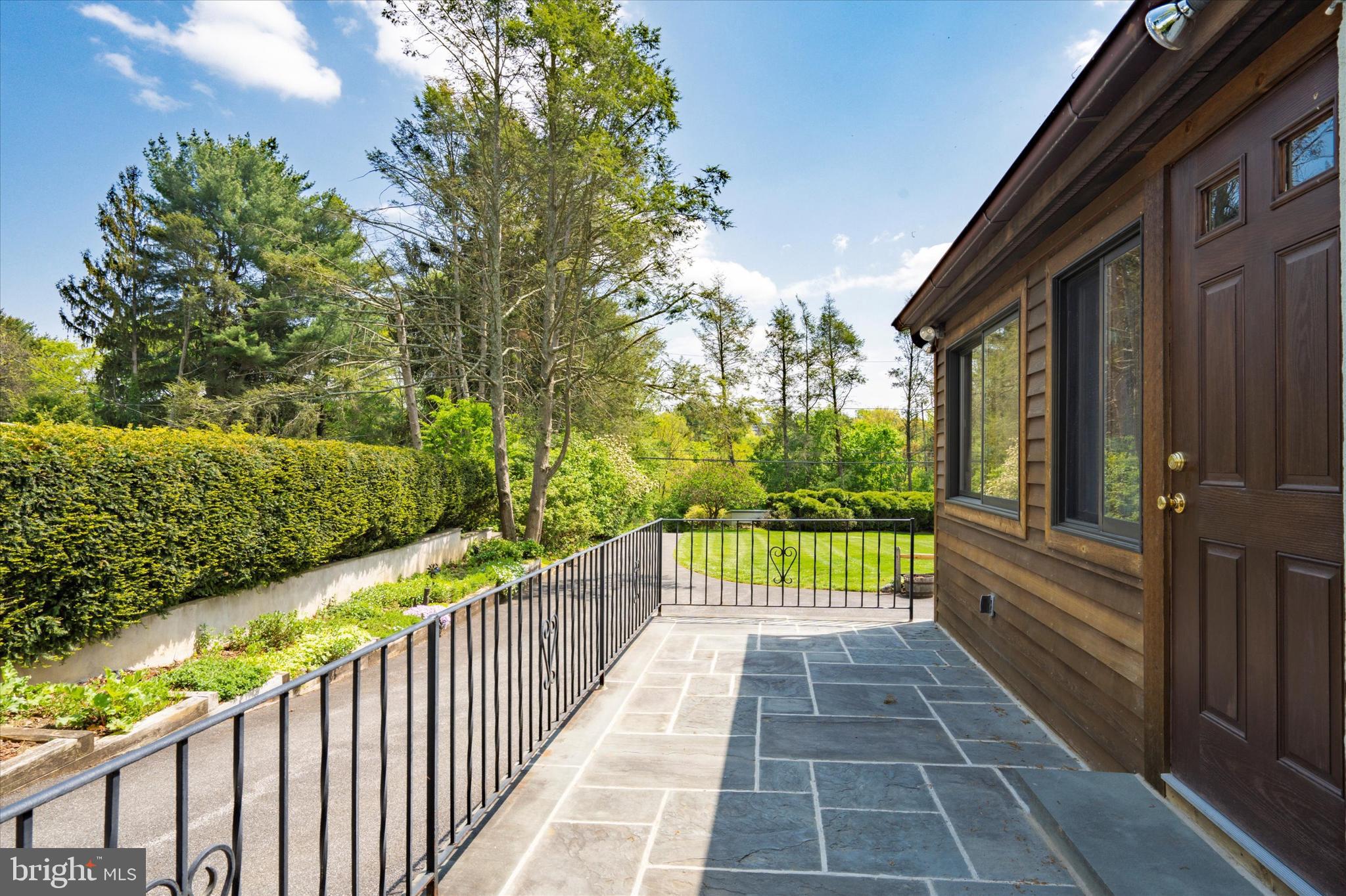 119 Ridgefield Road Newtown Square, PA 19073 - Photo 26 of 56 Side Patio