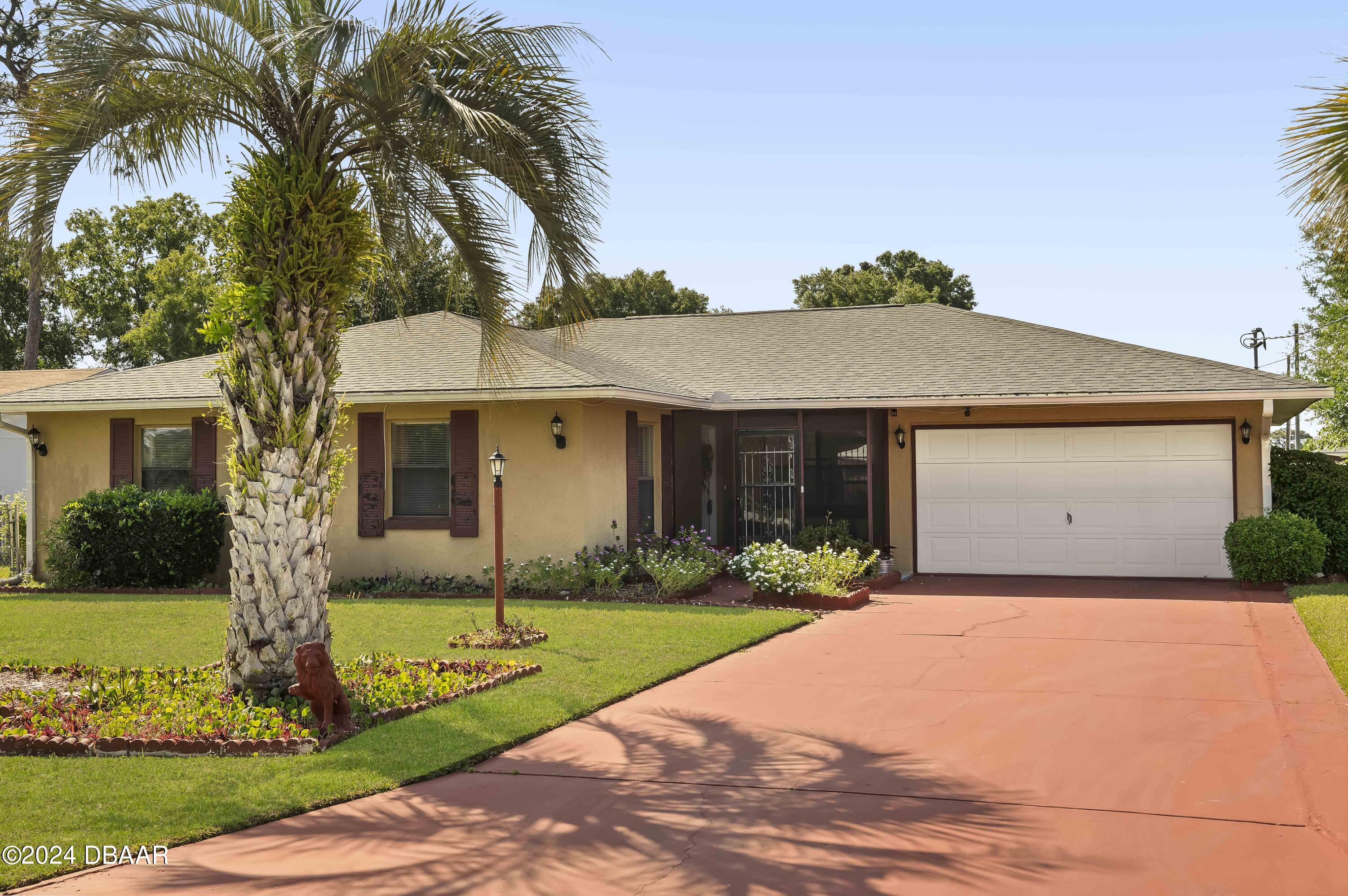 14 Spring Radiel Ocala, FL 34472 - Photo 1 of 37 0.0