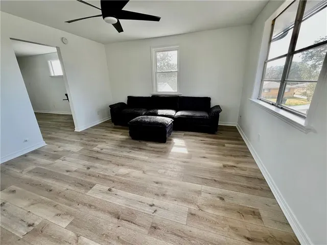 $1,600 | 117 Sigma Street, Unit B, Belle Chasse, LA 70037