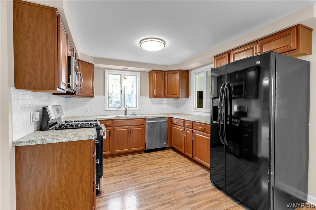 87 South Irwinwood Road Lancaster, NY 14086 - Photo 5 of 31