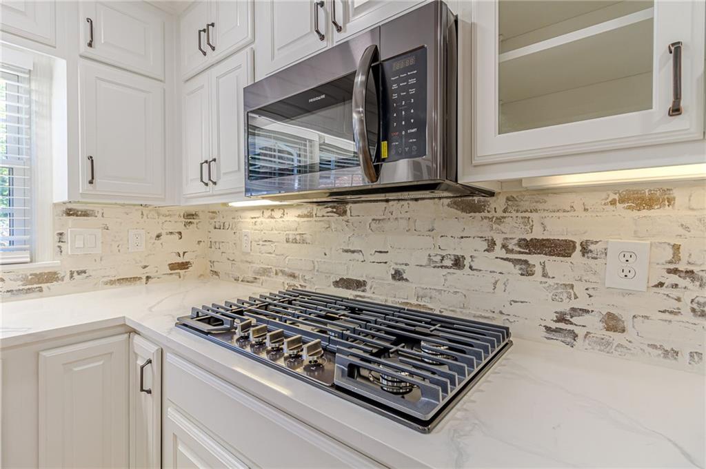 4296 Huntington Circle Atlanta, GA 30338 - Photo 18 of 46