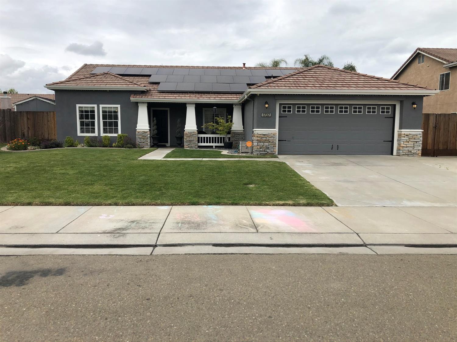 1737 Frances Court Ripon, CA 95366 - Photo 1 of 35