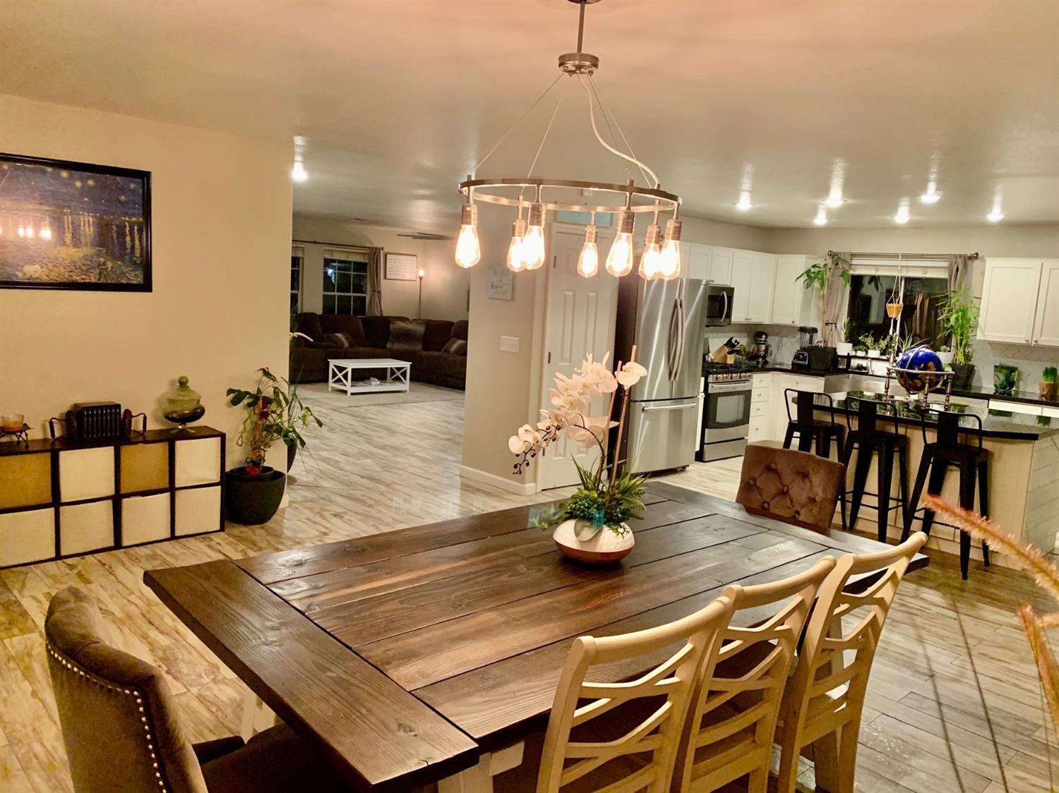 1737 Frances Court Ripon, CA 95366 - Photo 12 of 35