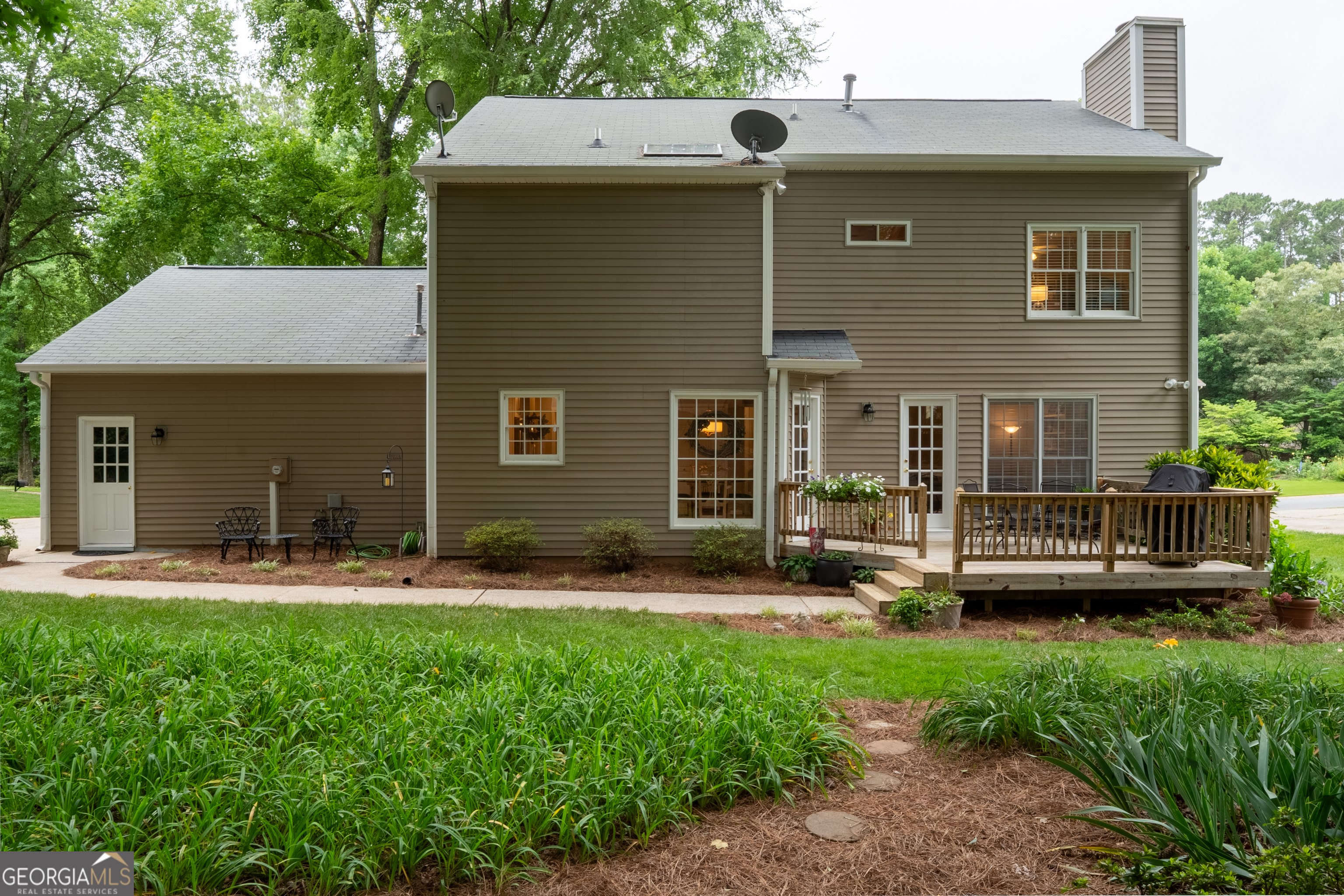 322 Walnut Grove Road Peachtree City, GA 30269 - Photo 3 of 30