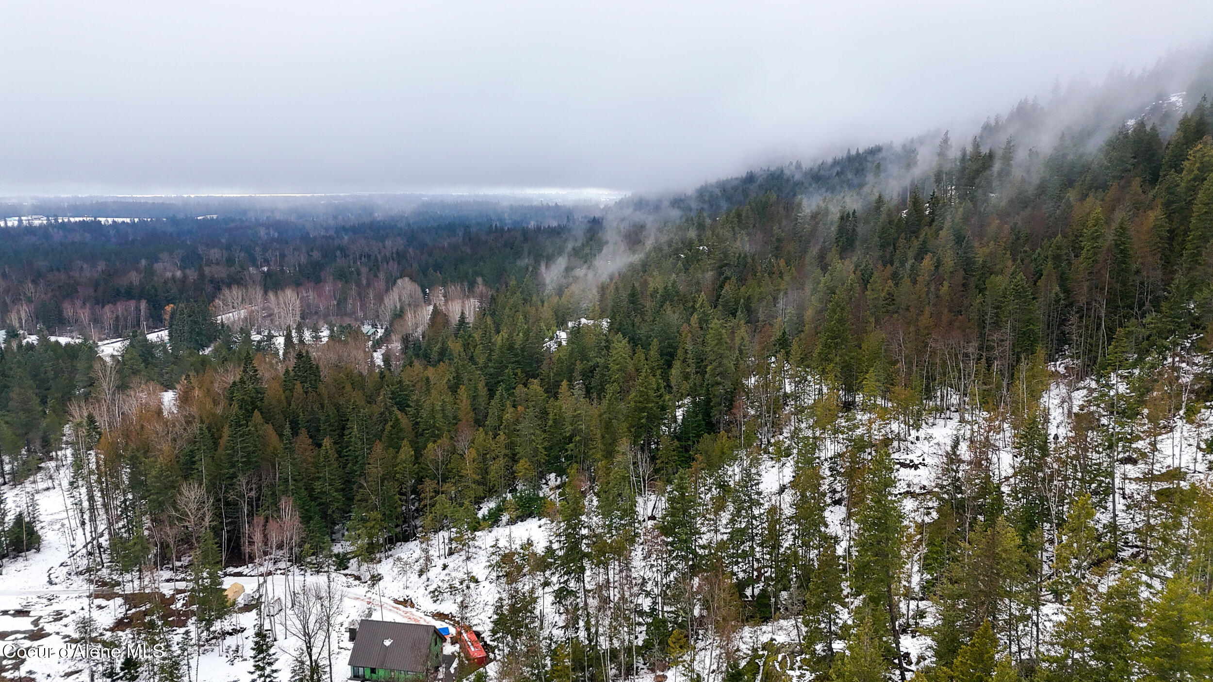 466 Rincon Drive Sandpoint, ID 83864 - Photo 8 of 15 8_dji_20260115105357_0030_d