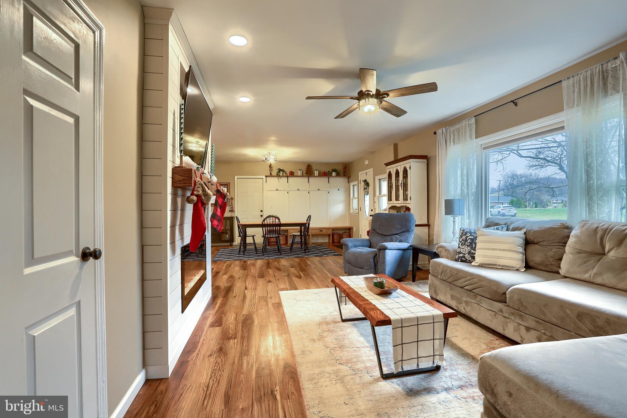 817 Old Forge Road New Cumberland, PA 17070 - Photo 8 of 42 Gallery Image 8