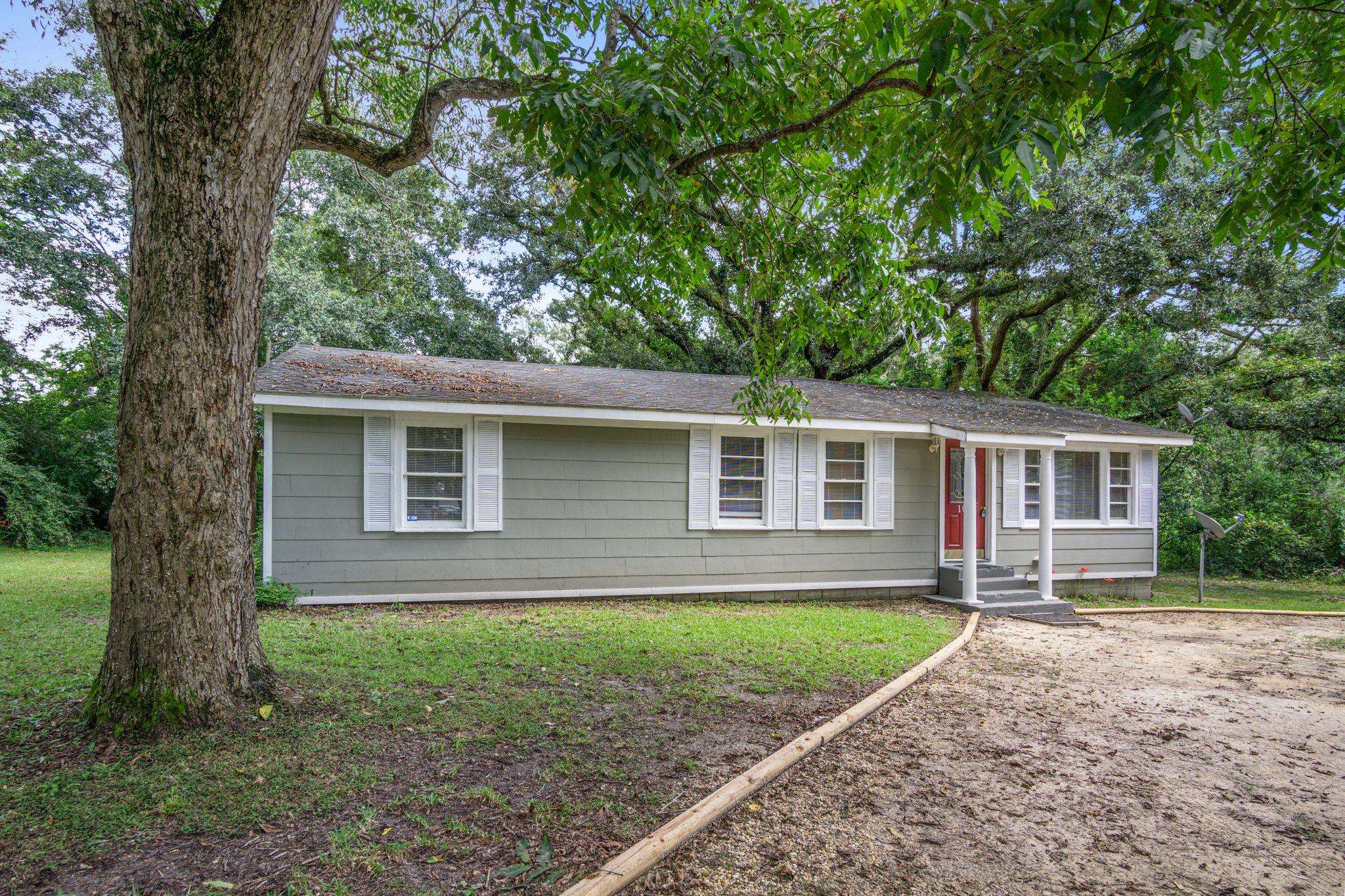 105 Charles Street Bay Minette, AL 36507 - Photo 1 of 19