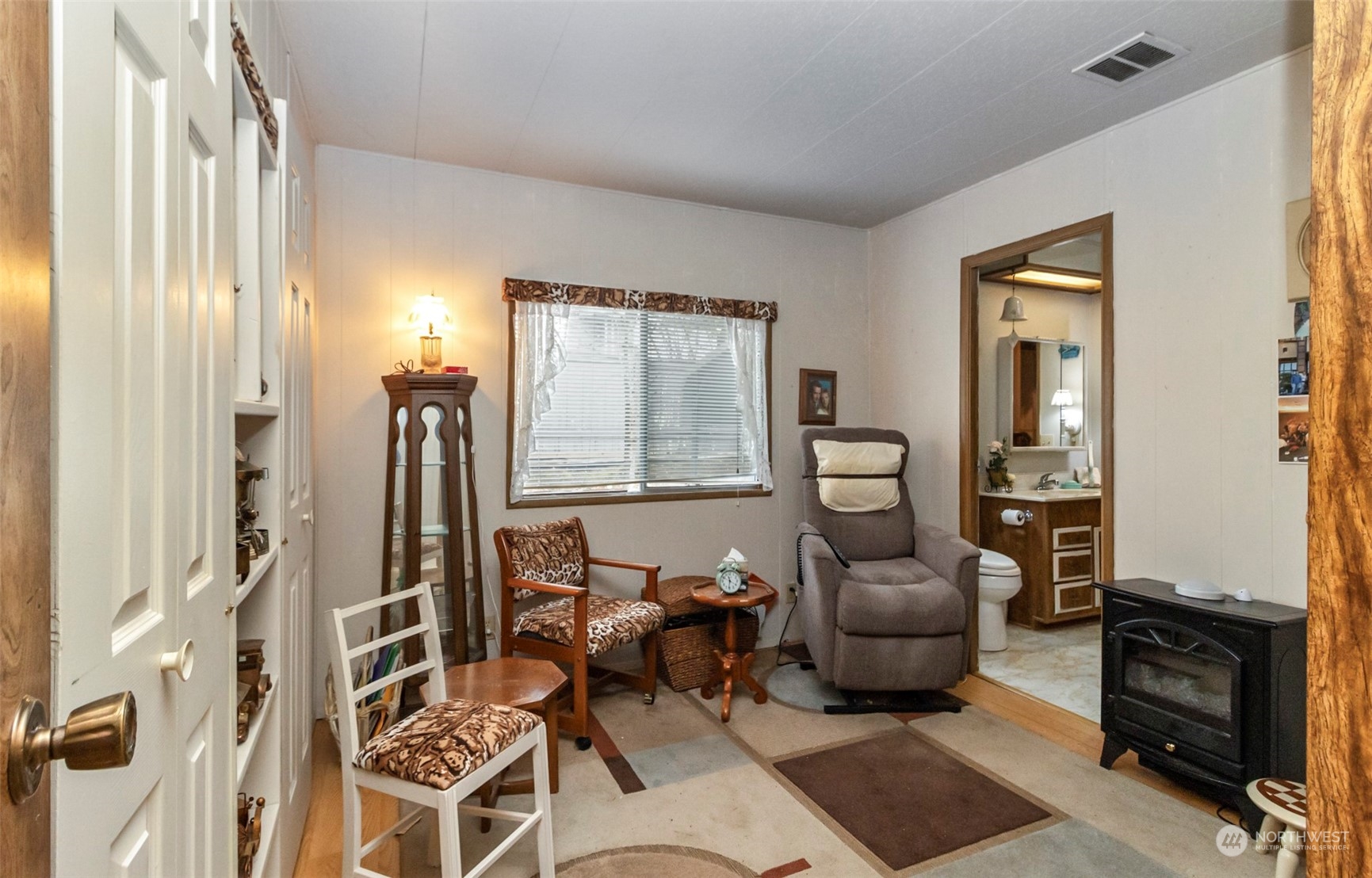 12603 Northeast 189th Street Bothell, WA 98011 - Photo 18 of 34