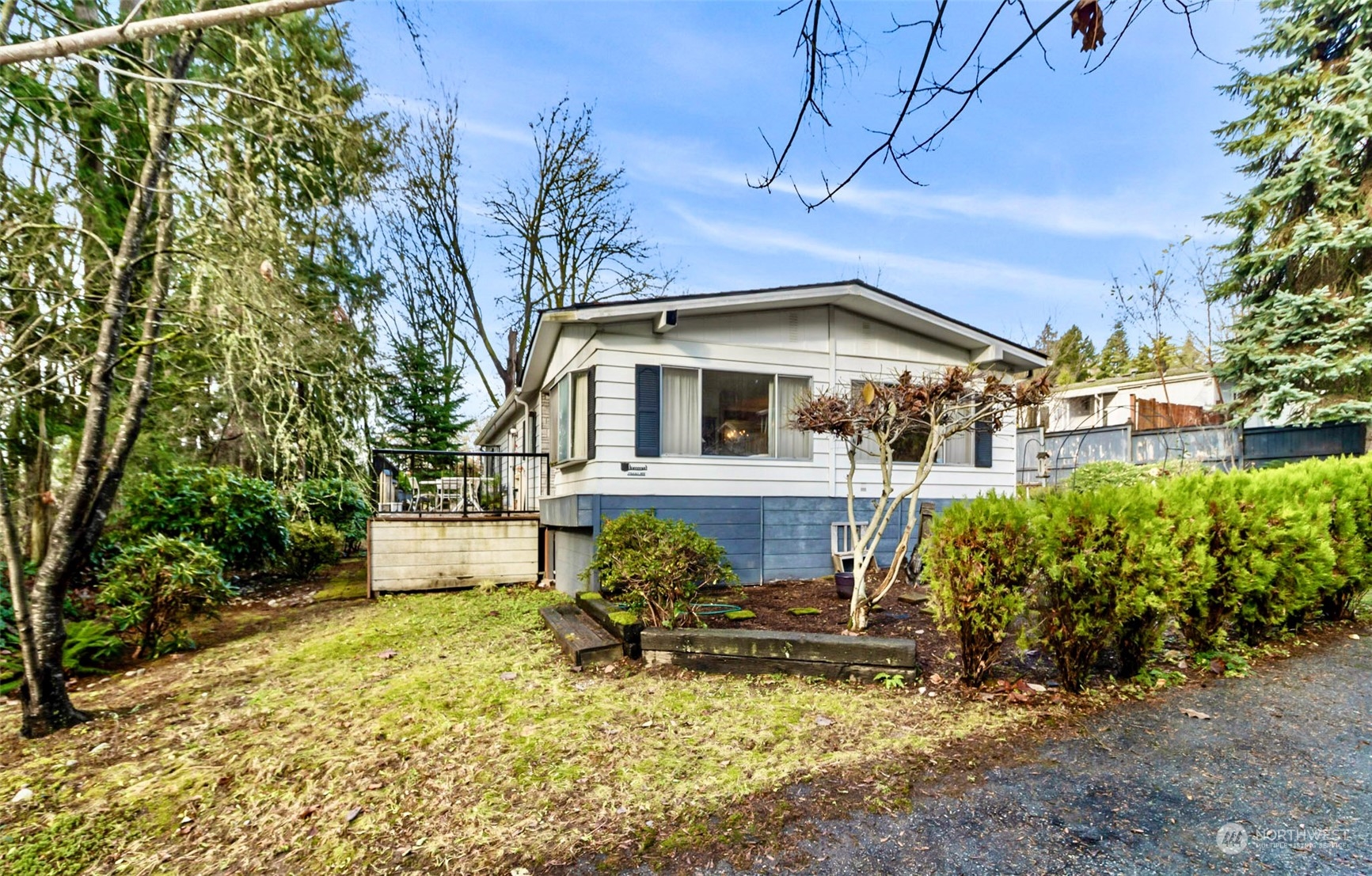 12603 Northeast 189th Street Bothell, WA 98011 - Photo 31 of 34