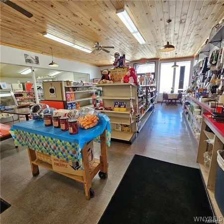 $299,900 | 10204 Roosevelt Highway, Yates, NY 14098