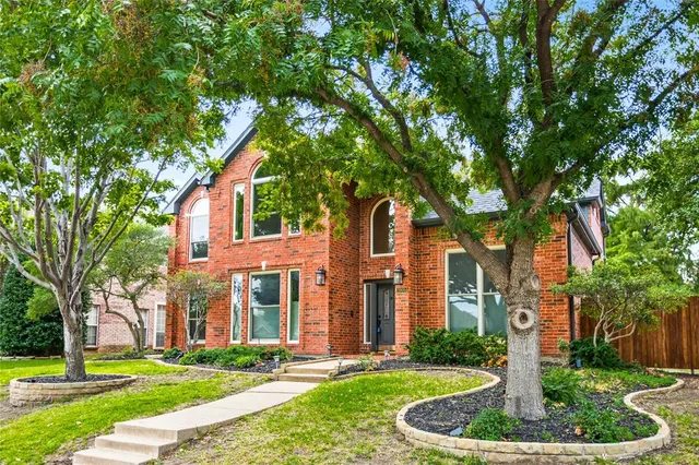 $560,000 | 3905 Waynoka Drive, Carrollton, TX 75007