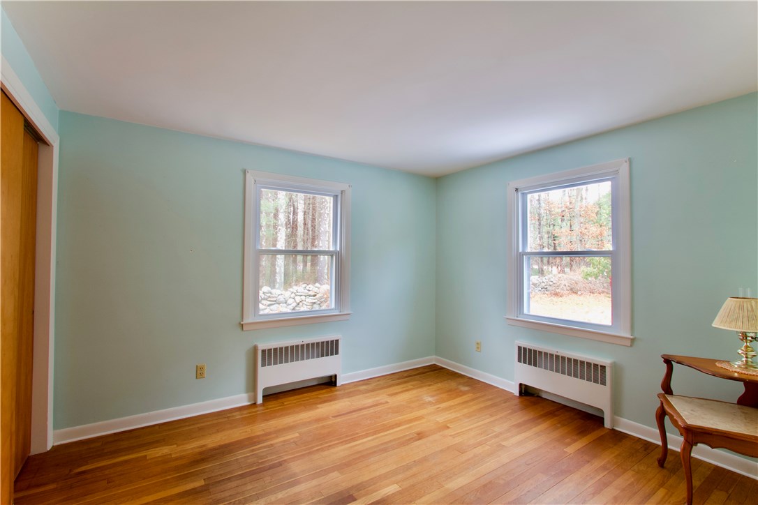 659 Ten Rod Road Exeter, RI 02822 - Photo 8 of 12