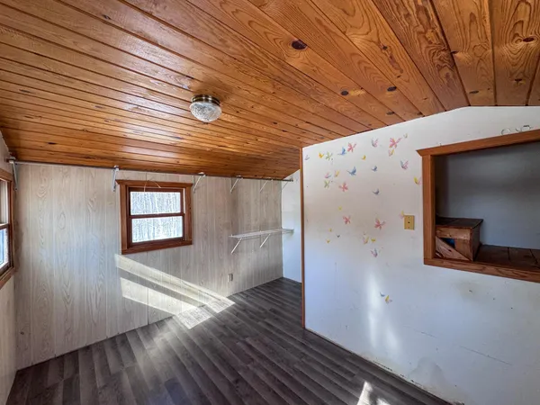 $179,900 | 23165 County 118, Laporte, MN 56461