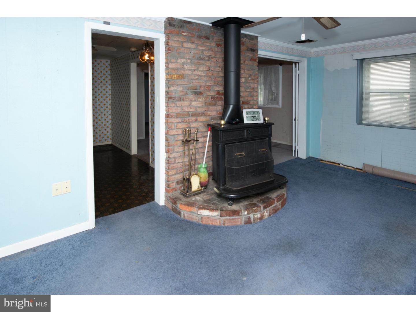 525 West County Line Road Hatboro, PA 19040 - Photo 11 of 23 Family Room