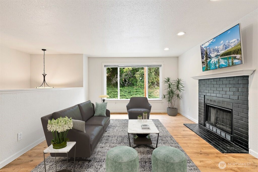 4133 23rd Avenue Southwest Seattle, WA 98106 - Photo 4 of 35 Gallery Image 4