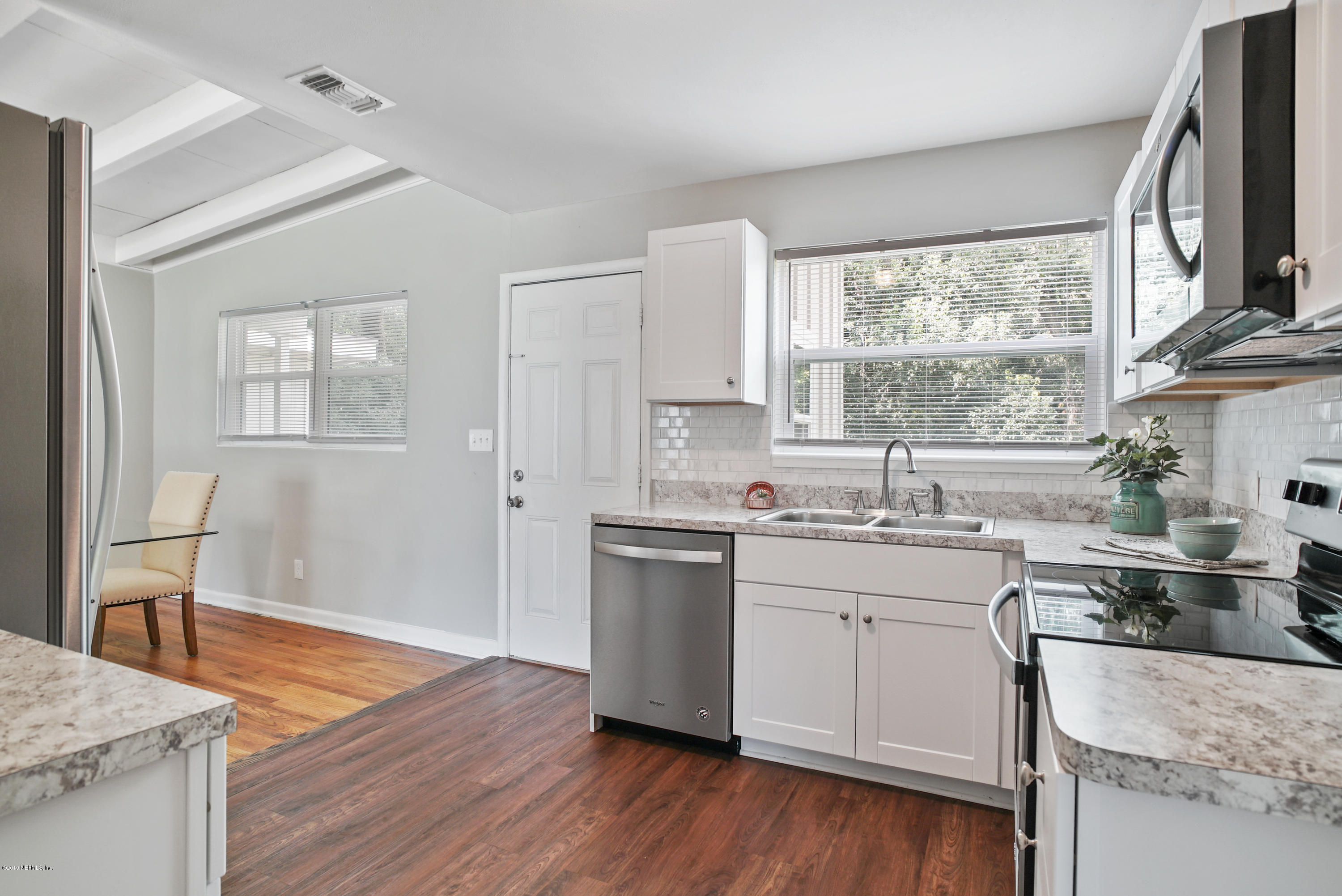 7234 Hernando Road Jacksonville, FL 32217 - Photo 11 of 29 DSC07667