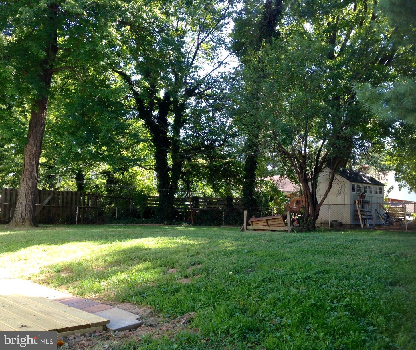 7407 Dunston Street Springfield, VA 22151 - Photo 25 of 25 Exterior (Rear)