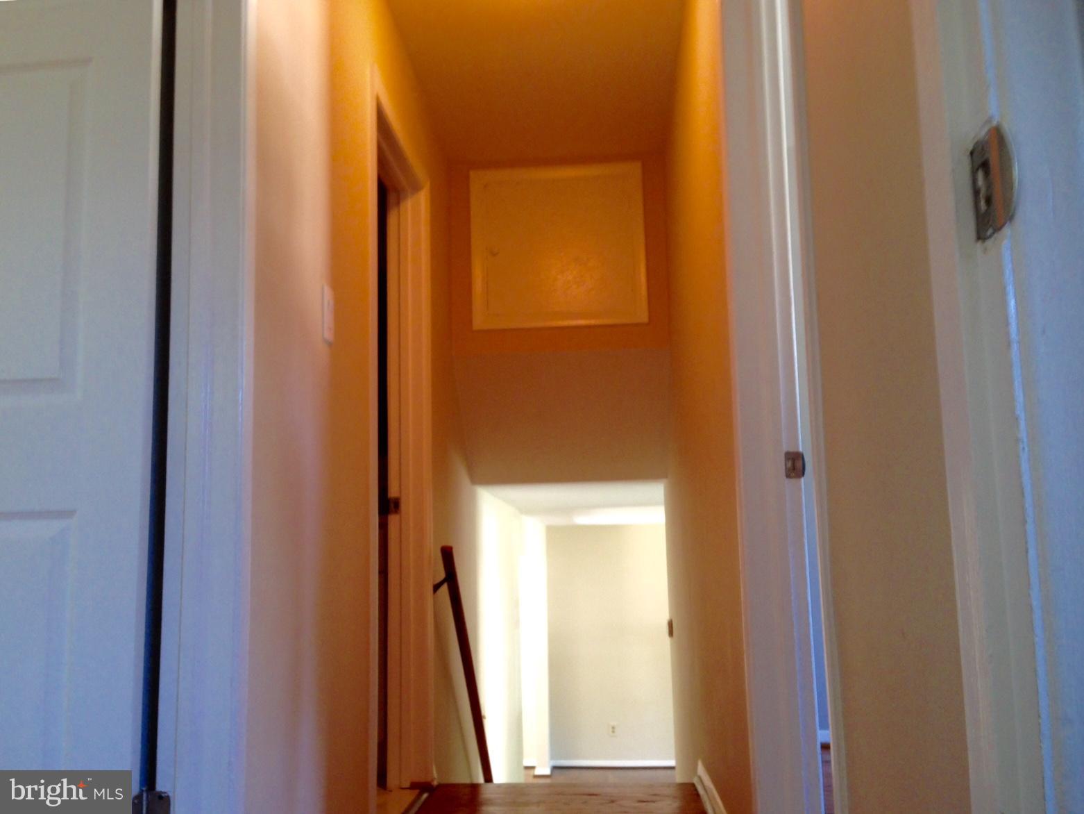 7407 Dunston Street Springfield, VA 22151 - Photo 10 of 25 Interior (General)