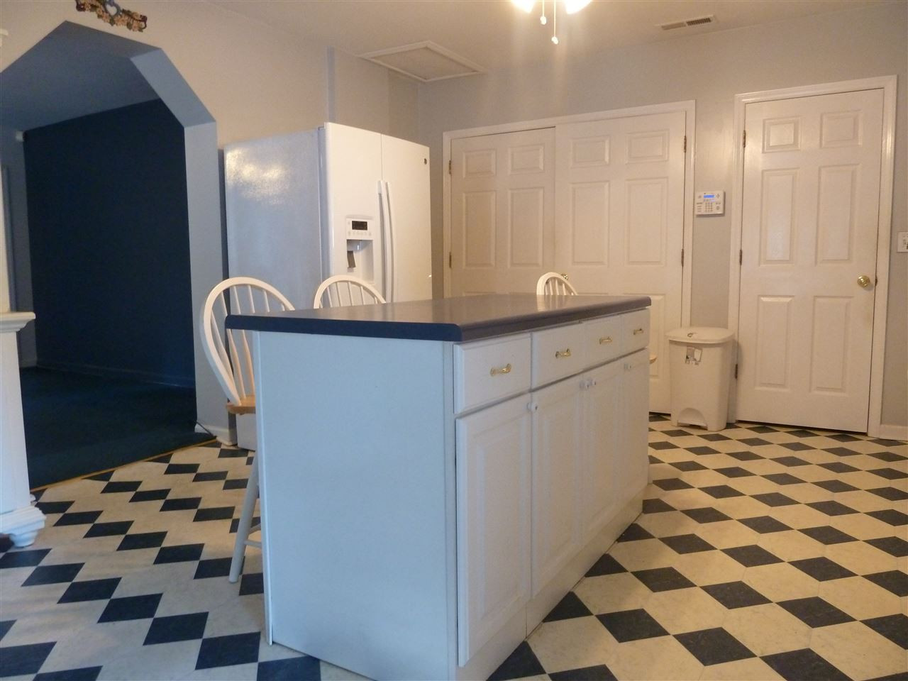 1122 Arvin Road Durham, NC 27704 - Photo 5 of 9 Photo 5