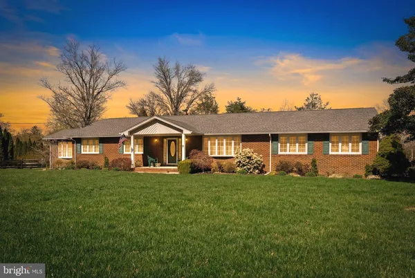 $720,000 | 6 Stanley Drive, Robbinsville, NJ 08691