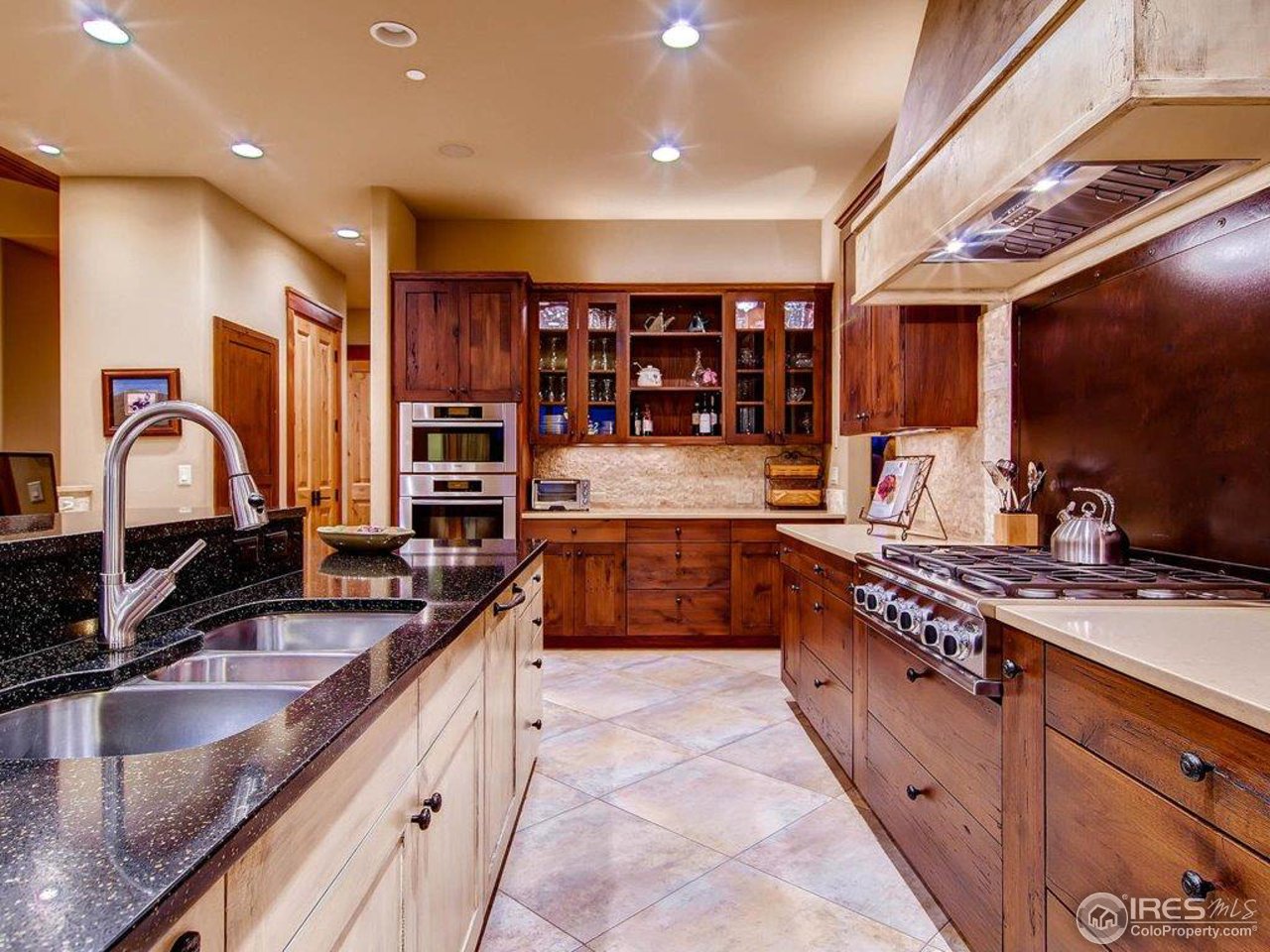 8446 Valmont Road Boulder, CO 80301 - Photo 12 of 33