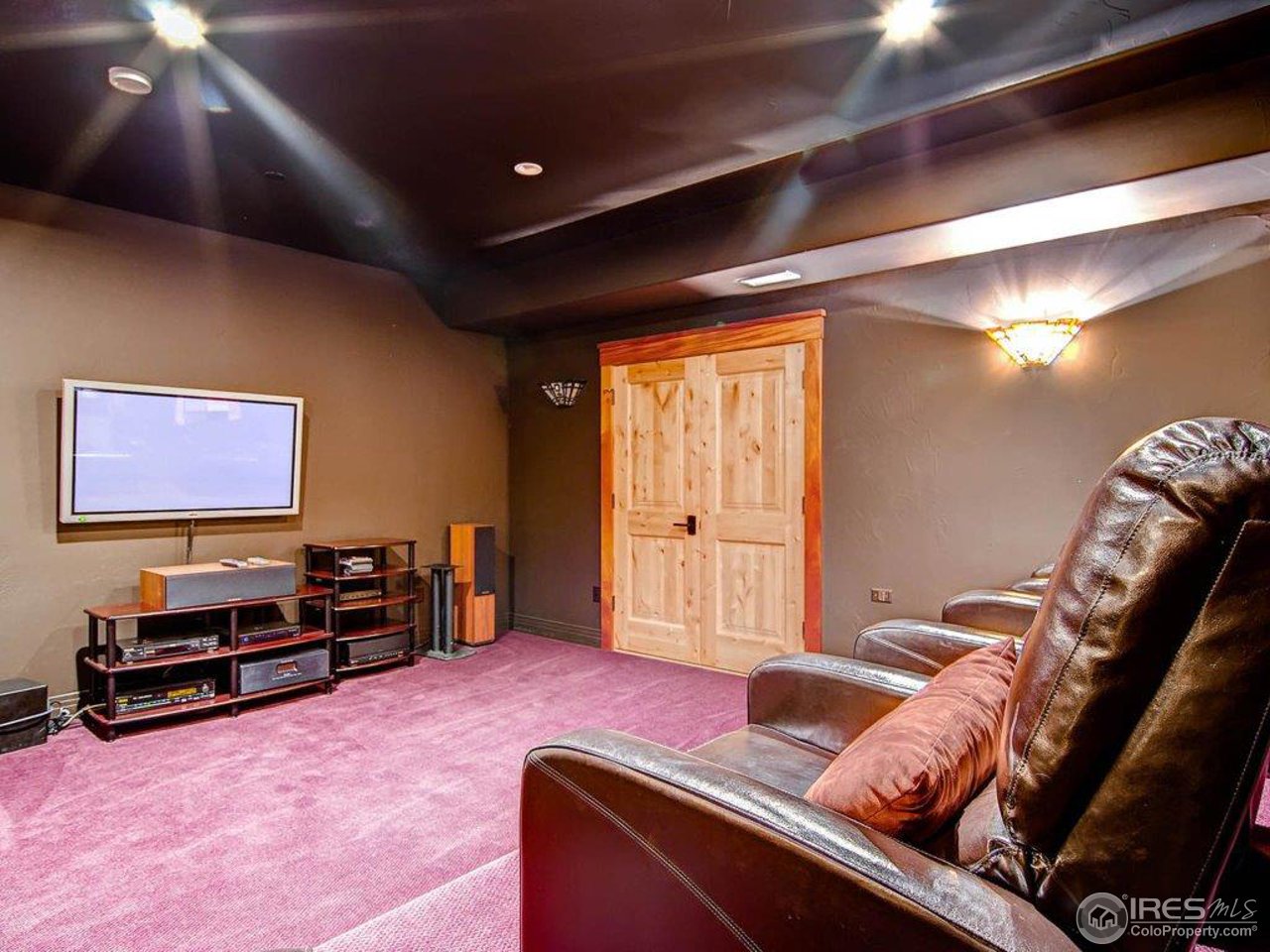 8446 Valmont Road Boulder, CO 80301 - Photo 24 of 33