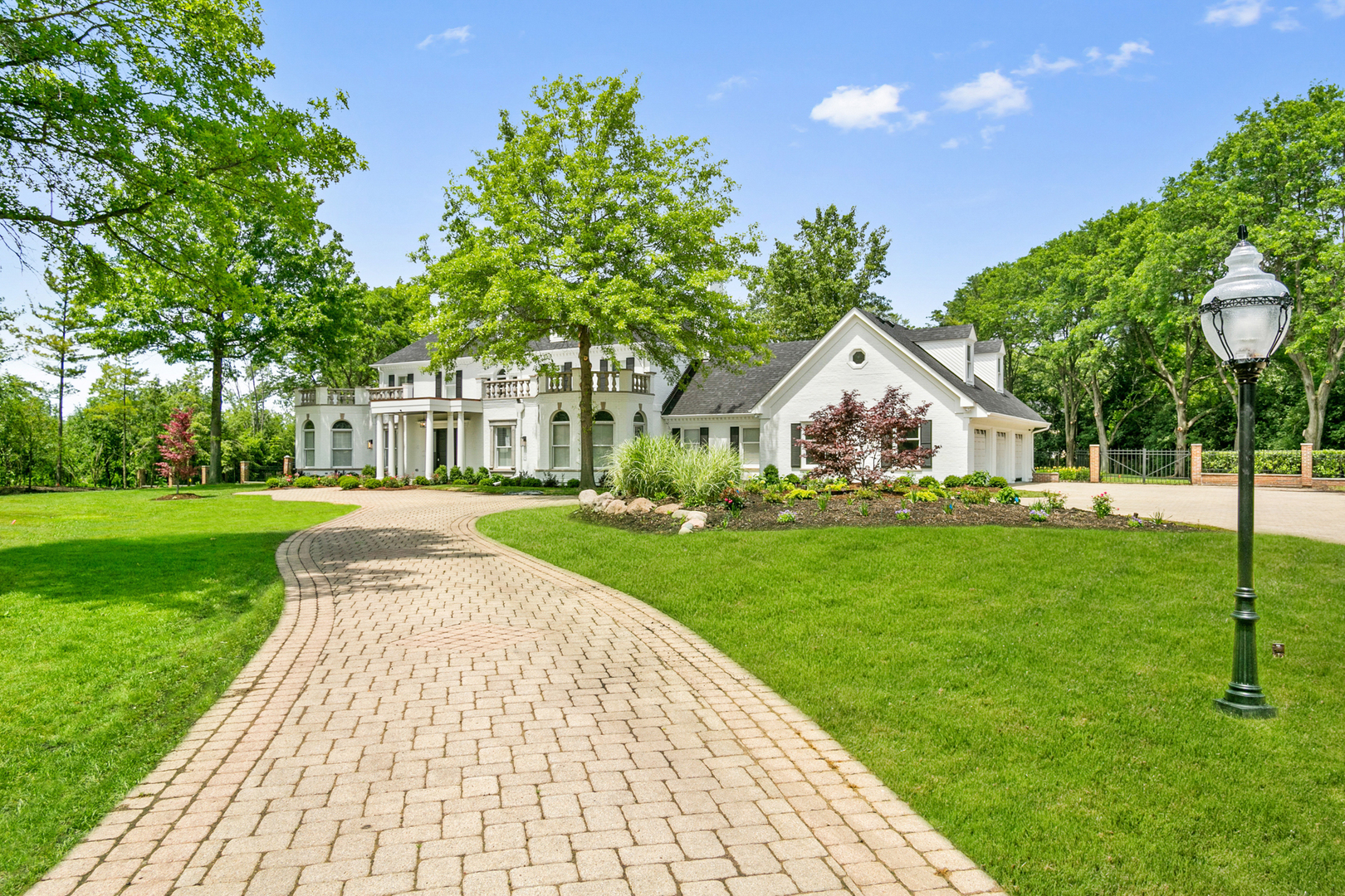 640 West Old Elm Road Lake Forest, IL 60045 - Photo 2 of 51