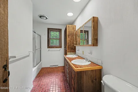 $350,000 | 639 Glenwood Road, Hop Bottom, PA 18824