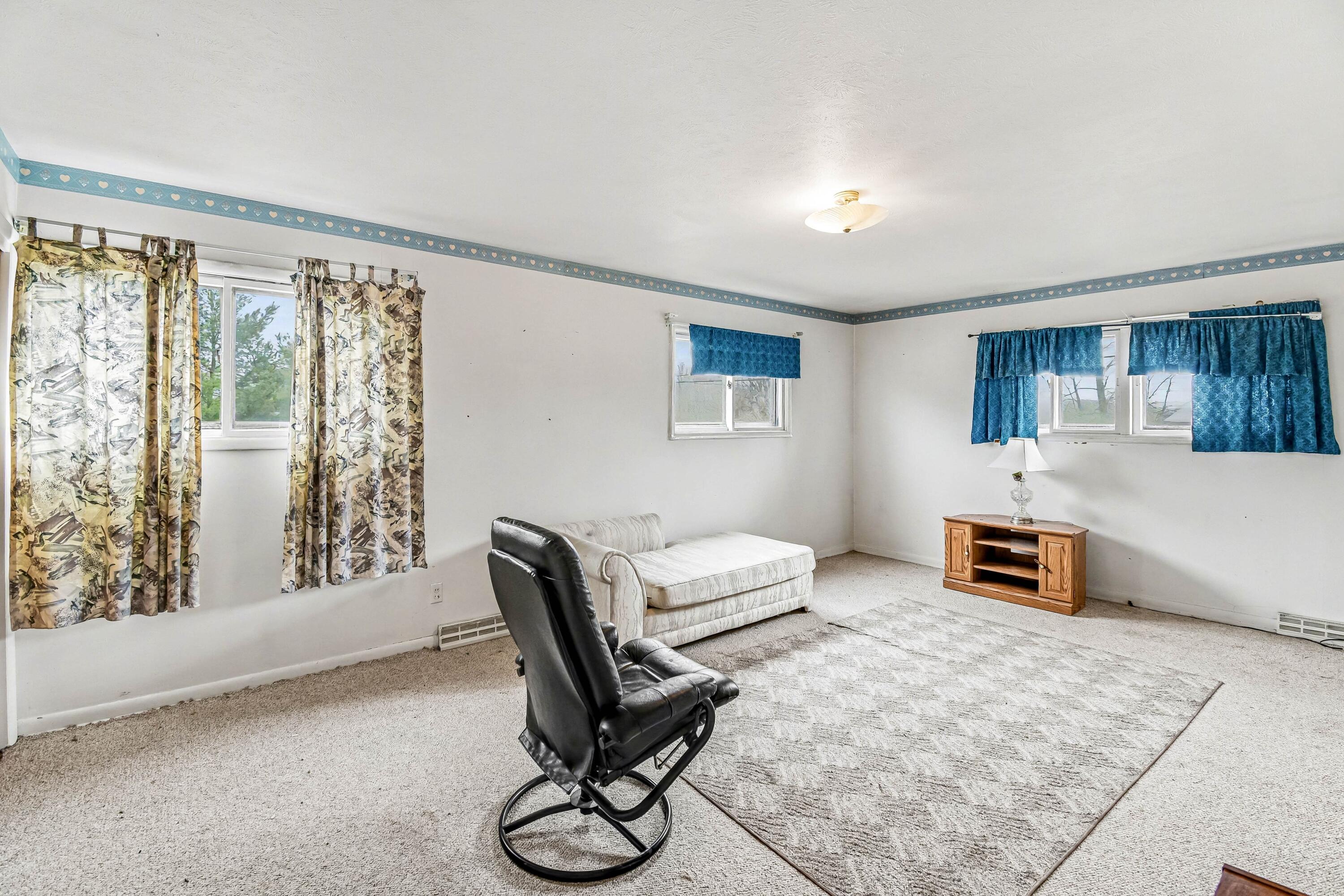 2489 10 Mile Road Northwest Sparta, MI 49345 - Photo 22 of 52 023_file_7785