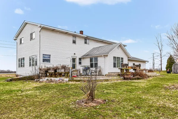 $329,500 | 2489 10 Mile Road Northwest, Sparta, MI 49345