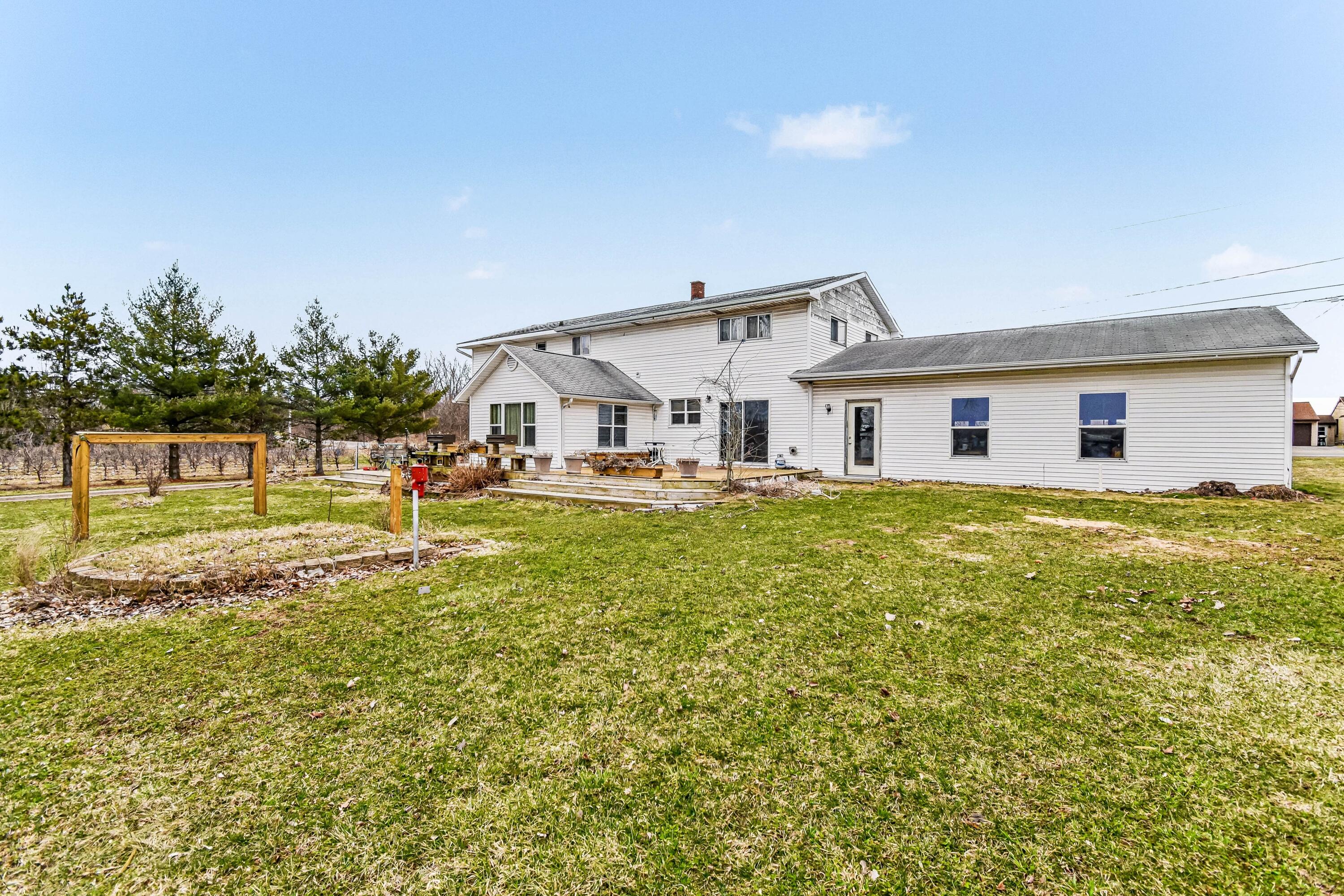 2489 10 Mile Road Northwest Sparta, MI 49345 - Photo 43 of 52 036_file_1730