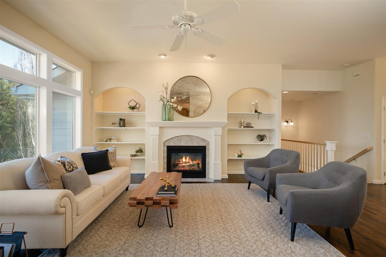 2202 South Ridgemont Lane Veradale, WA 99037 - Photo 3 of 20