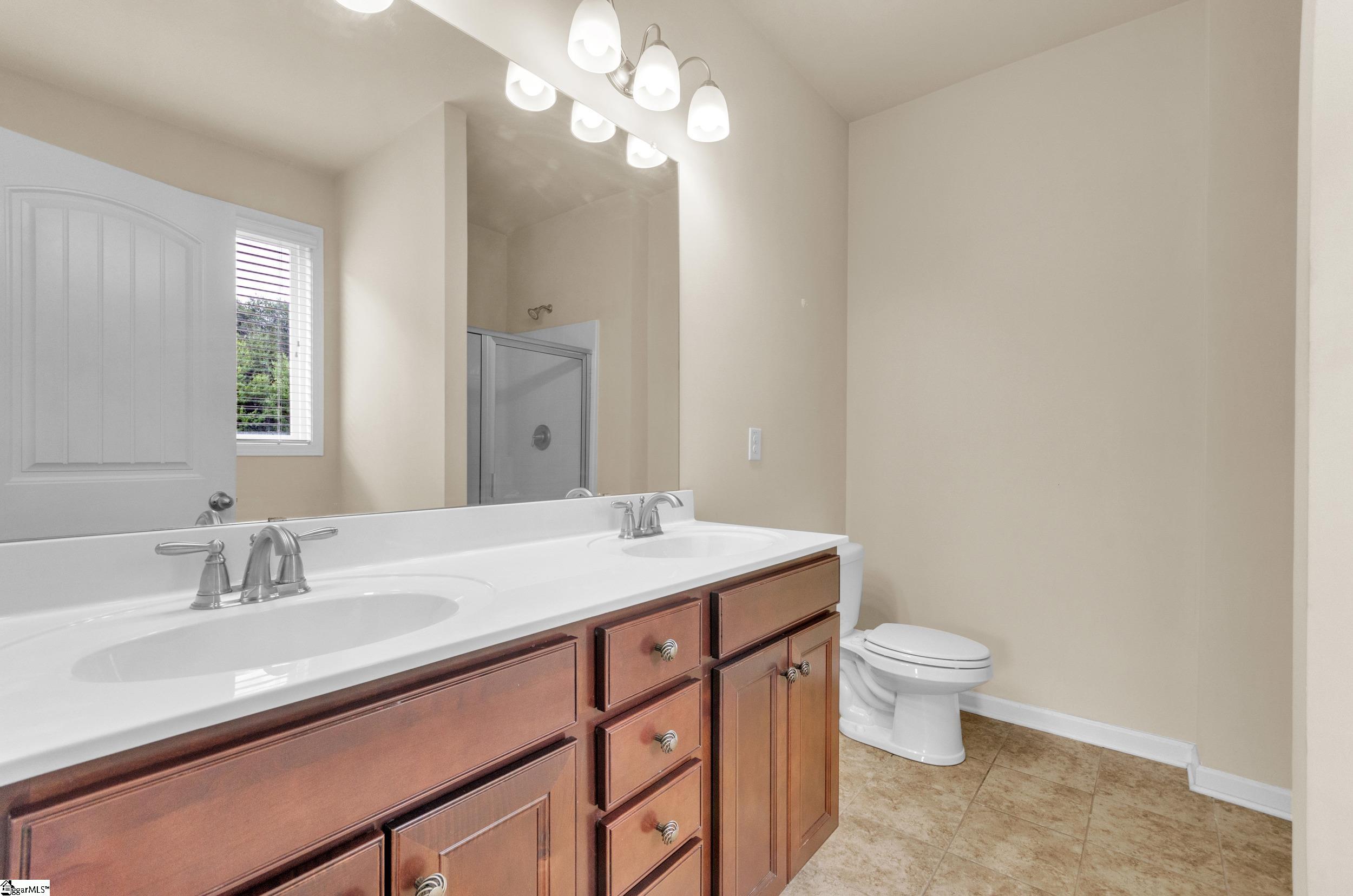 310 Reading Court Easley, SC 29642 - Photo 15 of 30 Gallery Image 15
