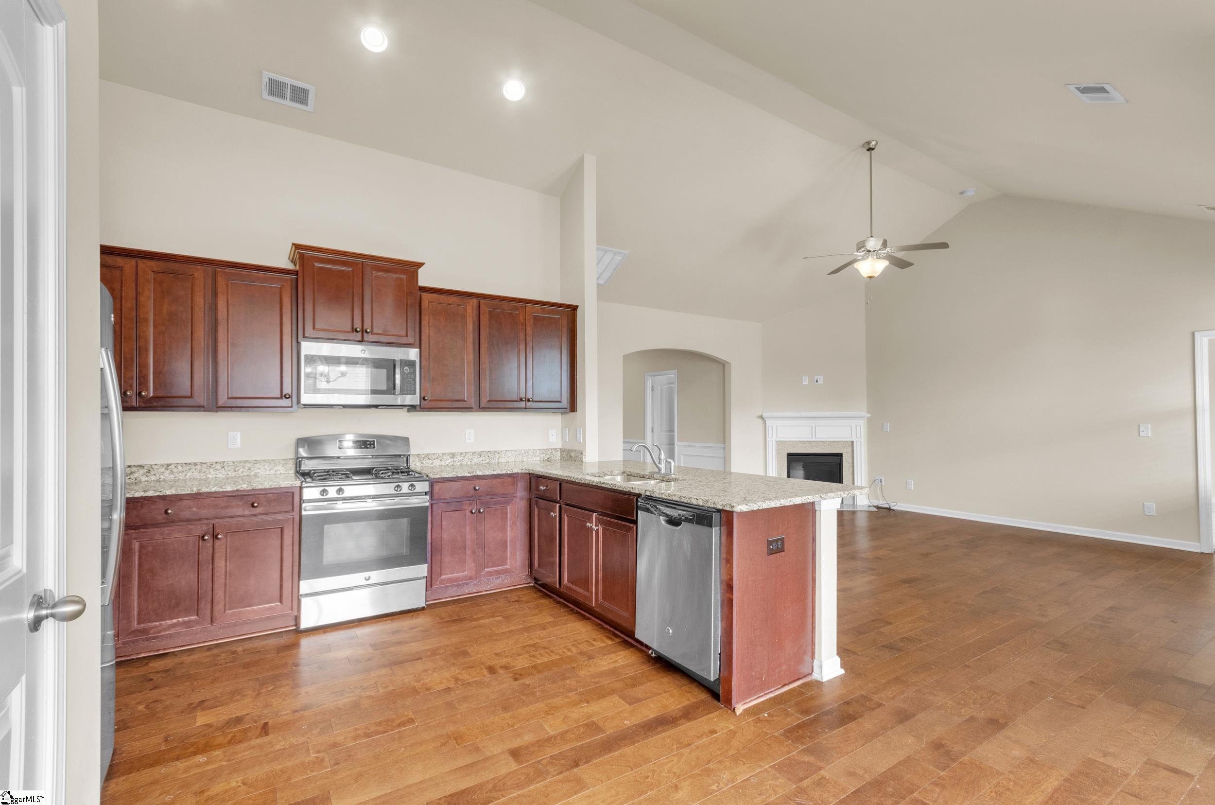 310 Reading Court Easley, SC 29642 - Photo 10 of 30 Gallery Image 10