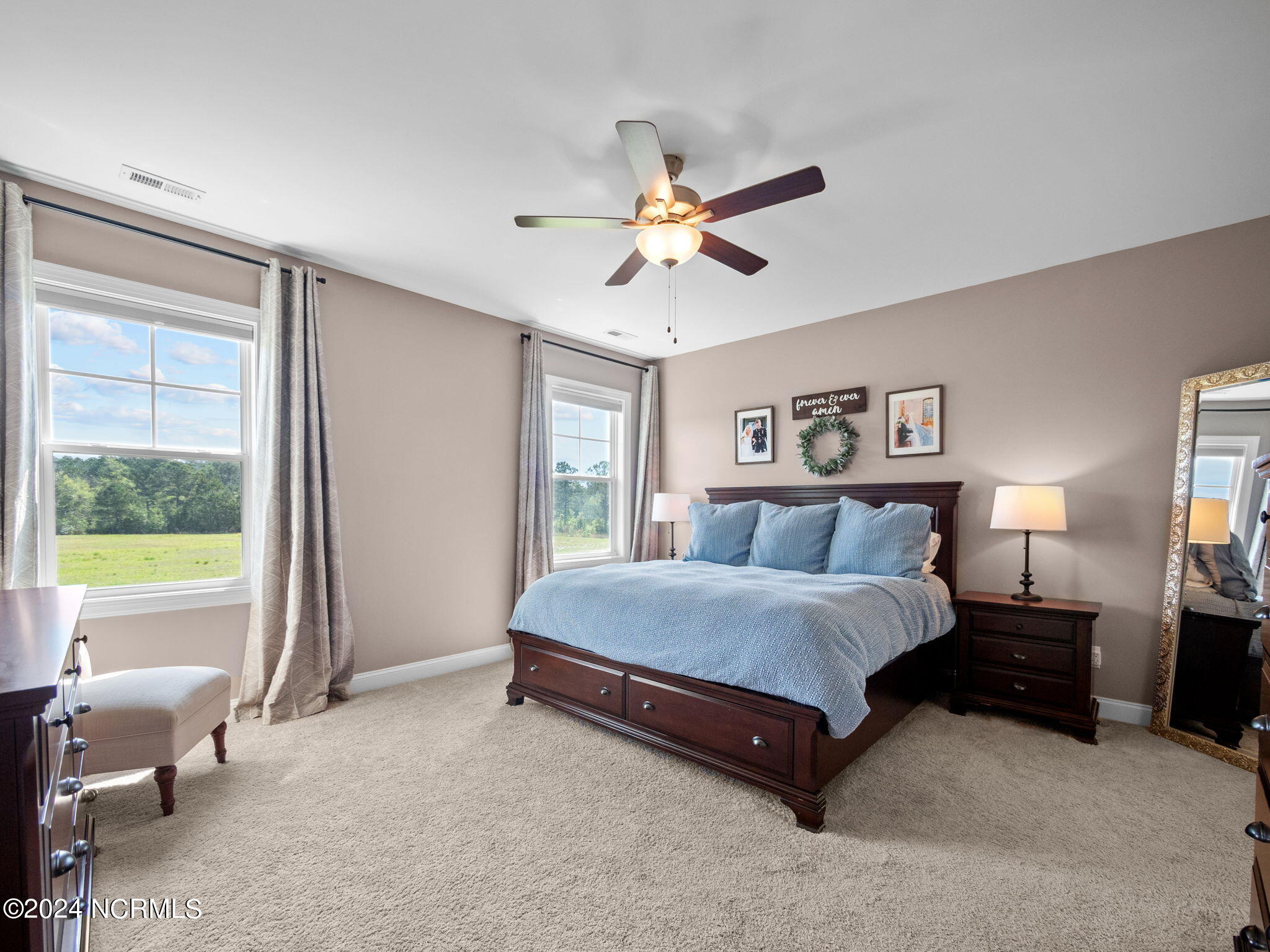 106 Northern Pintail Place Hampstead, NC 28443 - Photo 22 of 40 Bedroom # 1 - Primary Bedroom - Upstairs