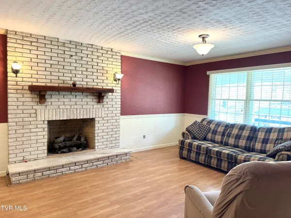 $252,000 | 1721 Valley View Drive, Big Stone Gap, VA 24219