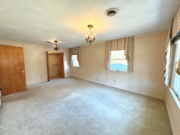 $252,000 | 1721 Valley View Drive, Big Stone Gap, VA 24219