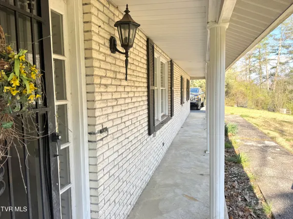 $252,000 | 1721 Valley View Drive, Big Stone Gap, VA 24219