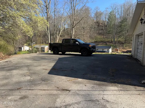 $252,000 | 1721 Valley View Drive, Big Stone Gap, VA 24219
