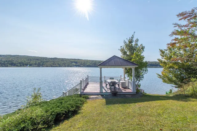$1,399,000 | 1661 Pageant Park Road, Barton, VT 05822