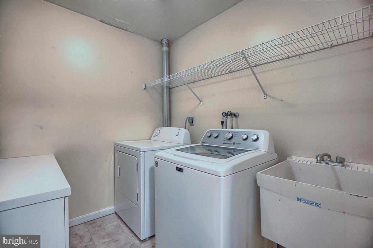 2039 Raleigh Road, Unit E Hummelstown, PA 17036 - Photo 23 of 27 Gallery Image 23
