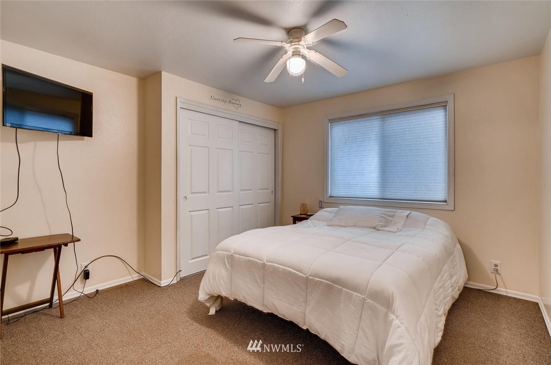 16212 Southeast 132nd Street Renton, WA 98059 - Photo 12 of 25
