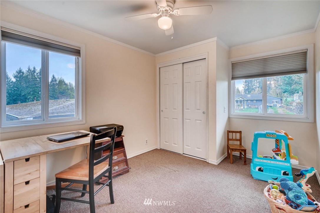 16212 Southeast 132nd Street Renton, WA 98059 - Photo 13 of 25