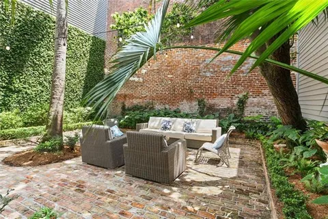 $1,885,000 | 1132 Bourbon Street, New Orleans, LA 70116