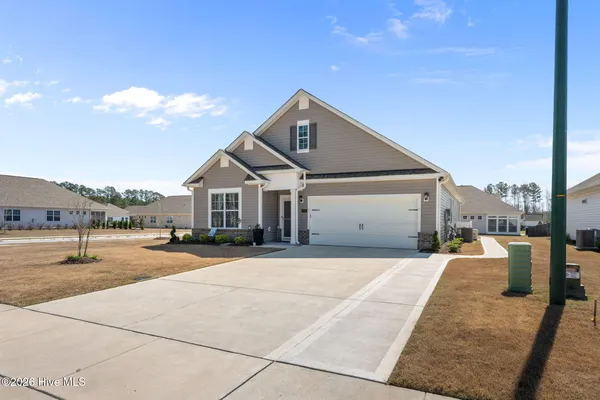 $399,990 | 2001 Alizarin Lane, New Bern, NC 28562